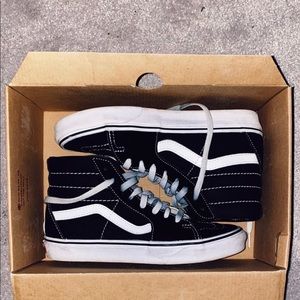 Black Vans Hi Top Old School